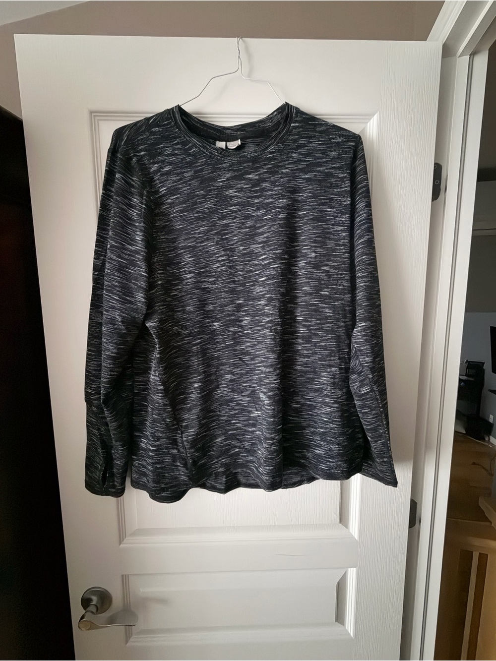 Women's Heathered Crewneck Sweater - Black